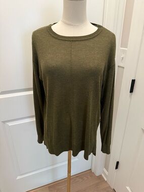 Olive Green Women's Knit Pullover Top
